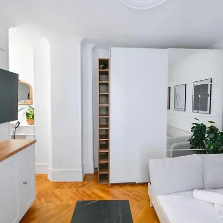 Le Refuge - Studio, Jardin Luxembourg, Montparnasse Parigi